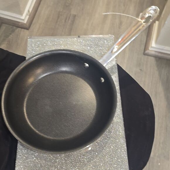 All-Clad D5 Stainless Steel 8" Fry Pan - Picture 13 of 15